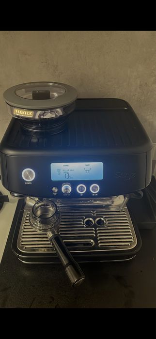 Ekspres sage Barista PRO z wbudowanym młynkiem