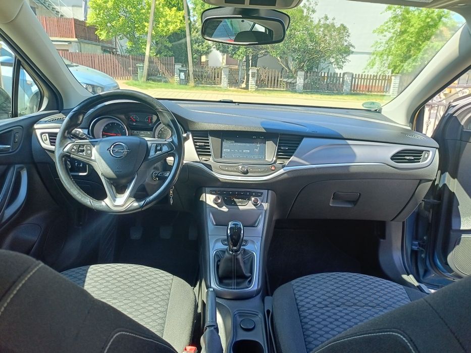 Opel Astra K  Oszczędna