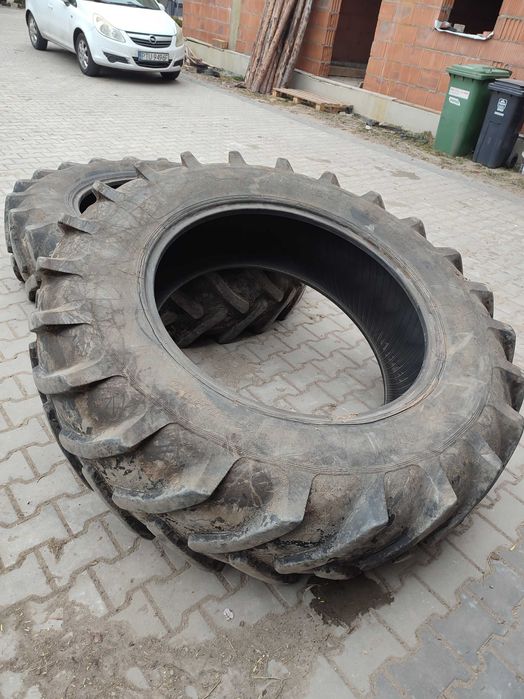 Sprzedam opony rolnicze