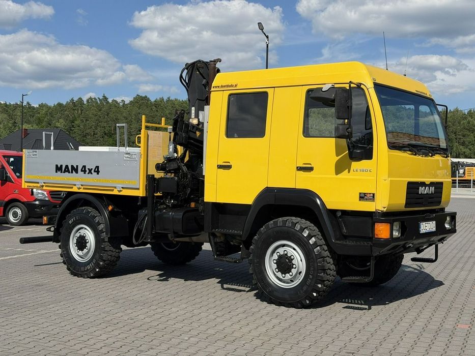 MAN LE 180C 4x4 DOKA 4.6/180KM Skrzyniowy + HDS Hiab 052-2  Brygadówka 6 osób Blokady Reduktor DMC - 7490kg UNIKAT (  Man ,Star )