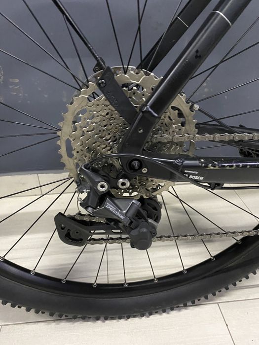 Електровелосипед CUBE NURIDE HYBRID PRO 625 gen 4 як новий