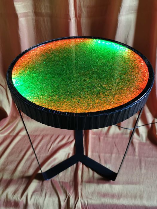 Чарівний стіл з RGB підсвічуванням та скляною стільницею