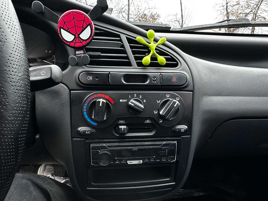 ЗАЗ Sens 2012 максимальная комплектация