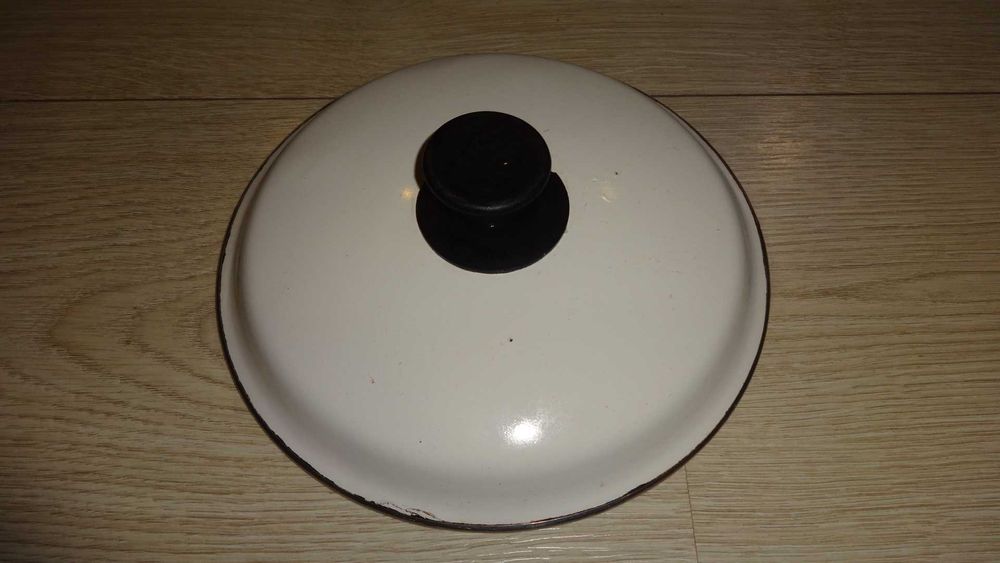 Крышка эмалированная