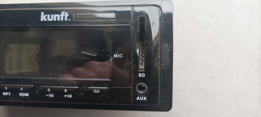 Autorradio com Bluetooth