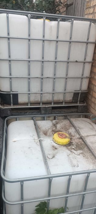 Продам Кубові бочки