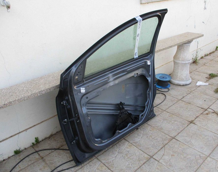 Porta frente direita para Volvo V40 Hatchback (2014) 2013-2019