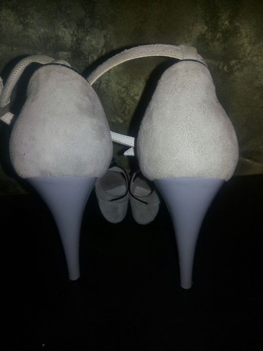 Продам классные красивые босаножки