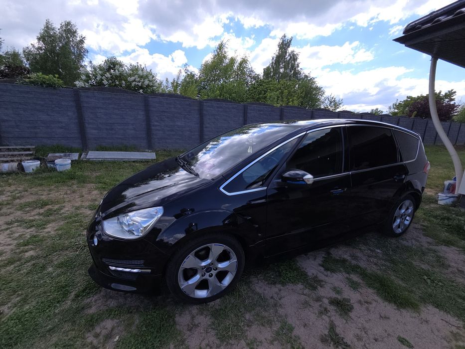 Ford S-Max Titanium