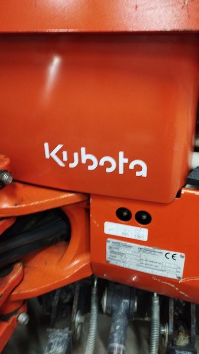 Mini giratória kubota U10 de 2019