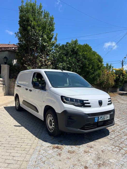 Peugeot Parner 2025 130CV Caixa. Aut