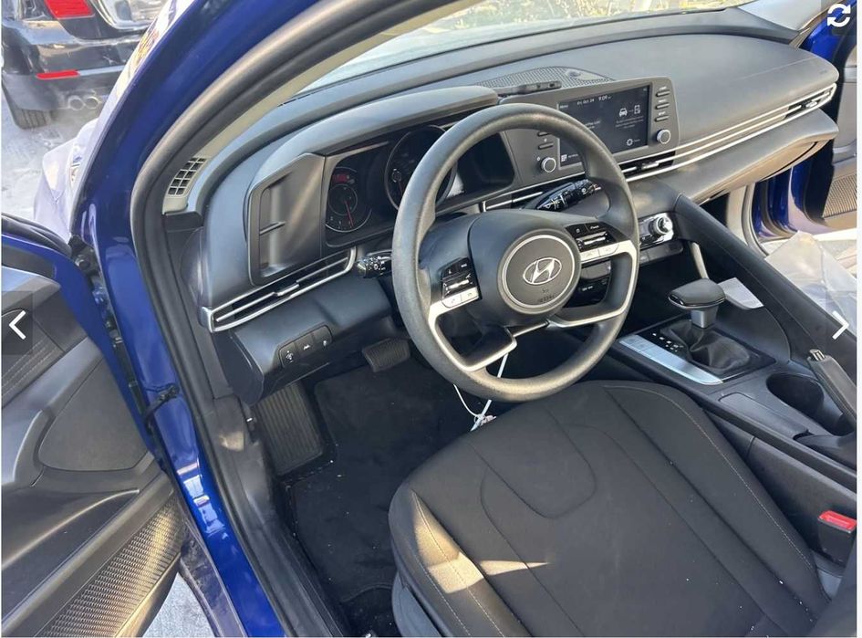 автомобіль Hyundai Elantra SEL 2023р