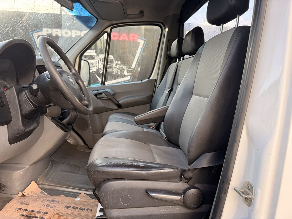 VW CRAFTER 2.0 170cv L4H3 EXCELENTE  APENAS 170.000km ##OPORTUNIDADE##