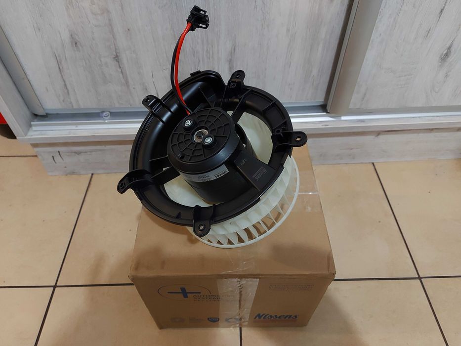 Dmuchawa Nowa BMW 7 E65, E66, E67 Rolls-Royce Phantom 7