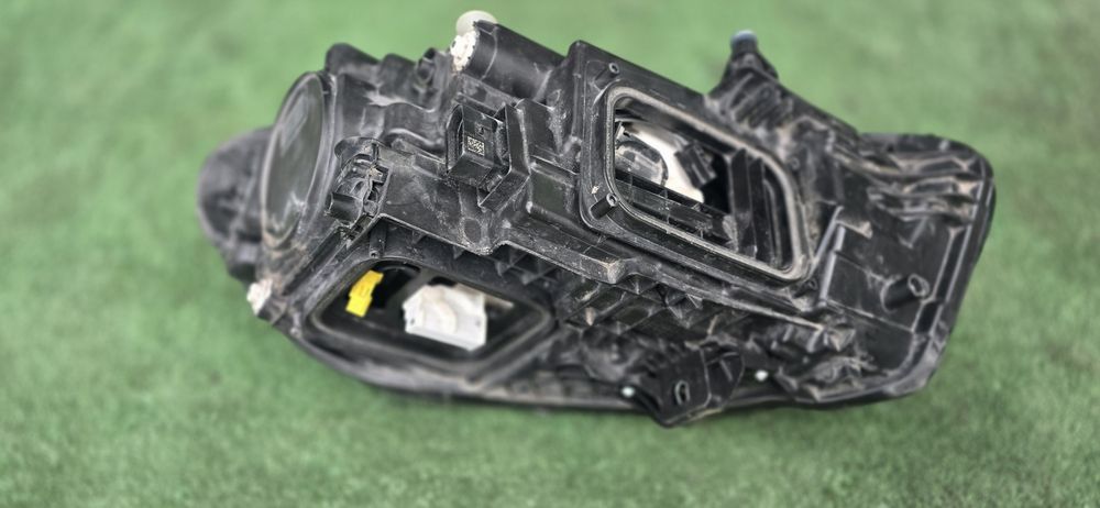 Ótica/Farol esquerdo Mercedes Benz W177 Full Led MultiBeam