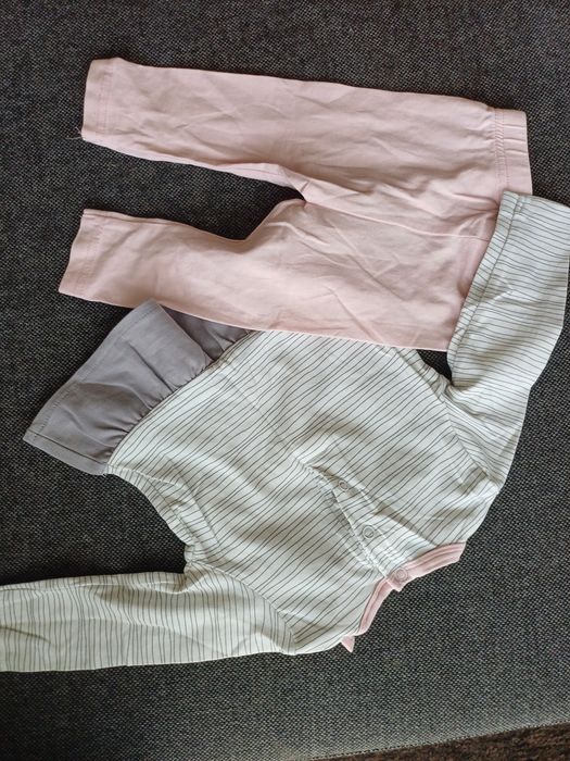 Zestaw Cocodrillo spodnie, legginsy, bluzka