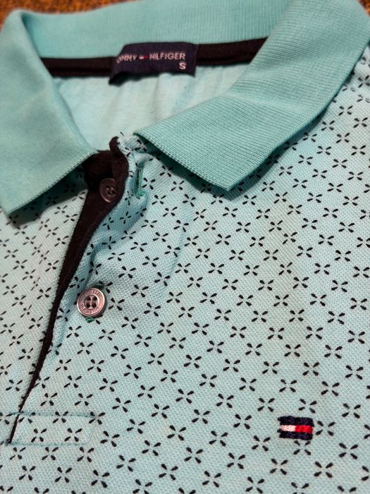 Оригінальна теніска Tommy Hilfiger / Поло в принт — Розмір S