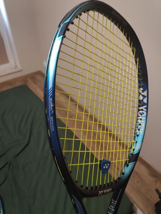 Sprzedam Rakiety Yonex Ezone 98 305g