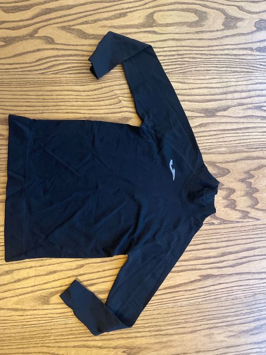 Chłopięca bluzka termiczna z półgolfem 4-5 lat nowa