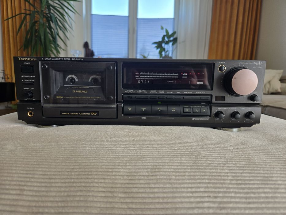 Stereo Cassette Deck RS-BX828