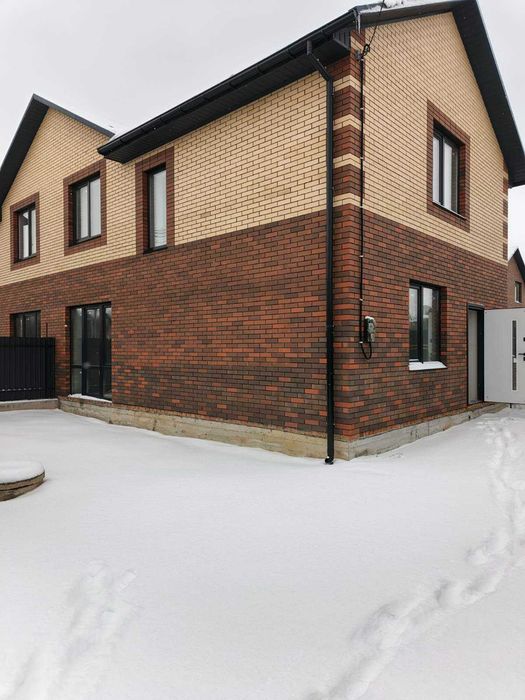 Продам дуплекс на вул.Квітки Цисик 2154