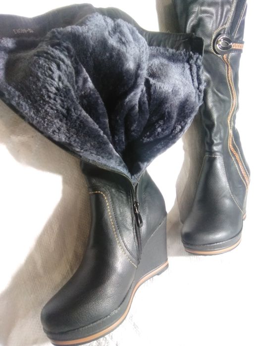 Жіночі НОВІ сапожки. СТОК. 36.