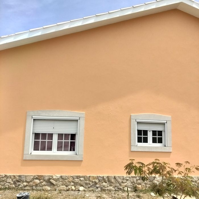 Fazo trabalhos de pintura