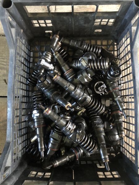 Насос Форсунка VW Passat B5 B6 Caddy Golf 4 5 Transpoter t5 Audi A6