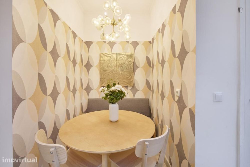 Quarto - localizado em Alameda Lisbon