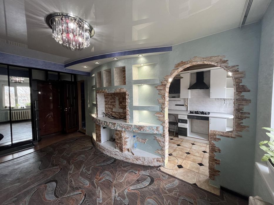 Продаж 2-3 кімнатної квартири Спасська, Ювілейна (Юбилейная)