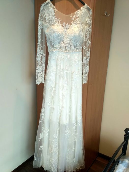 Suknia ślubna zwiewna kryształki 34/36