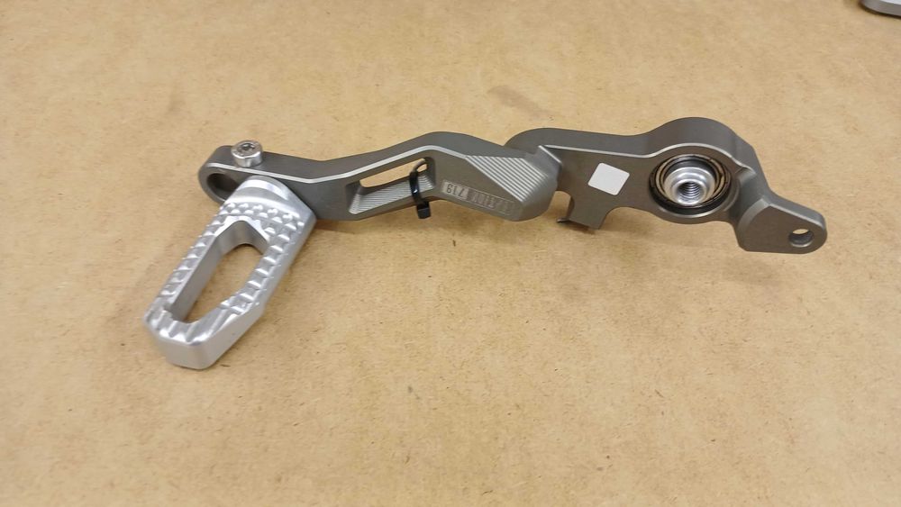 Option 719 classic Dzwignia podnozek lusterko dekiel pokrywa dekiel