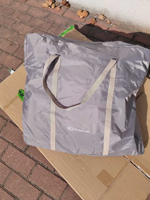 Łóżeczko Kinderkraft, składane z funkcją kołyski, turystyczne