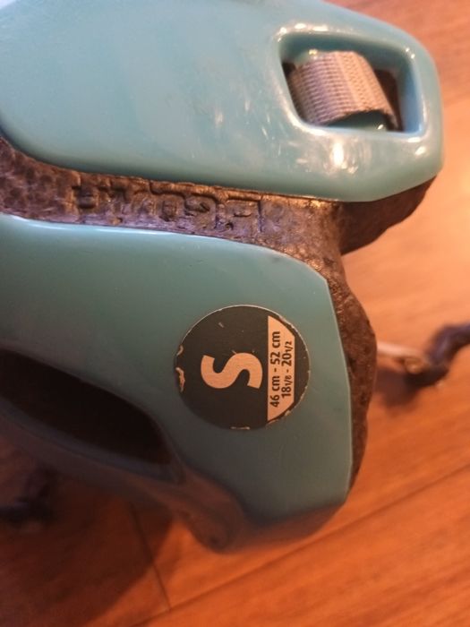 Kask rowerowy dziecięcy s 46-52 btwin plus ochraniacze