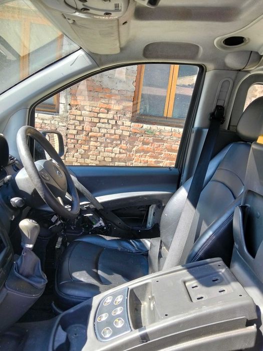 Розборка Mercedes Vito W639 авторазборка шрот Мерседес Віто 639 авто на запчастини б у