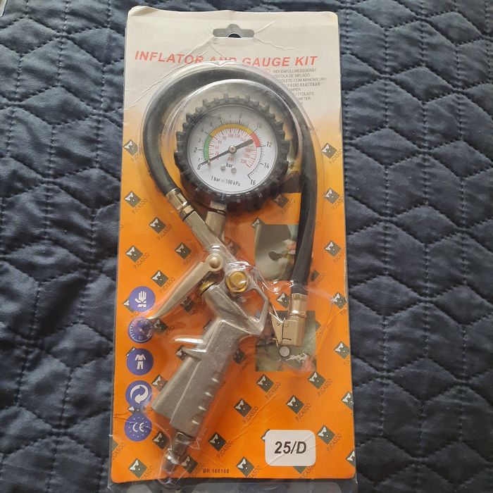 Манометр для компрессора шин колес