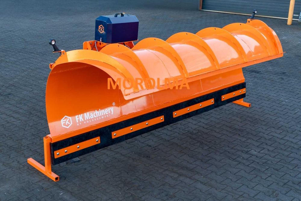 NOWOŚĆ Pług śnieżny komunalny autostradowy do śniegu FALCON / X-WING FK MACHINERY PH/PJ do dróg ulic placów