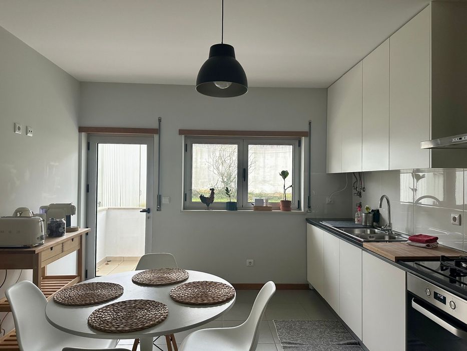 Apartamento T3 em Arganil RC c/ Garagem Box e Aquecimento Central