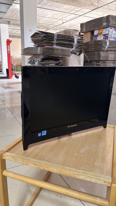 Моноблок Lenovo 19,5 дюймів