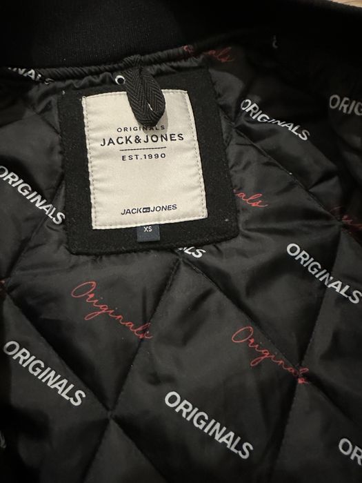 Бомбер Jack&Jones