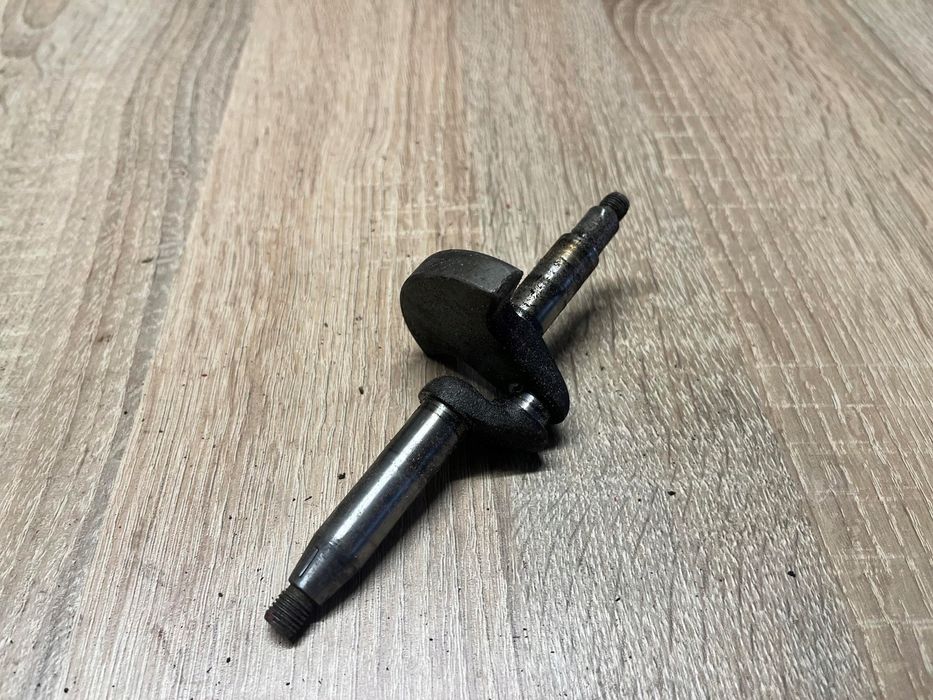 Dolmar Ps-33 Wał Korbowy