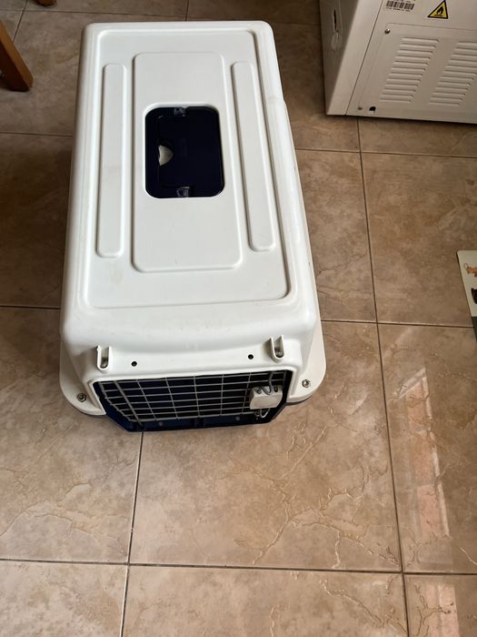 Caixa transportadora