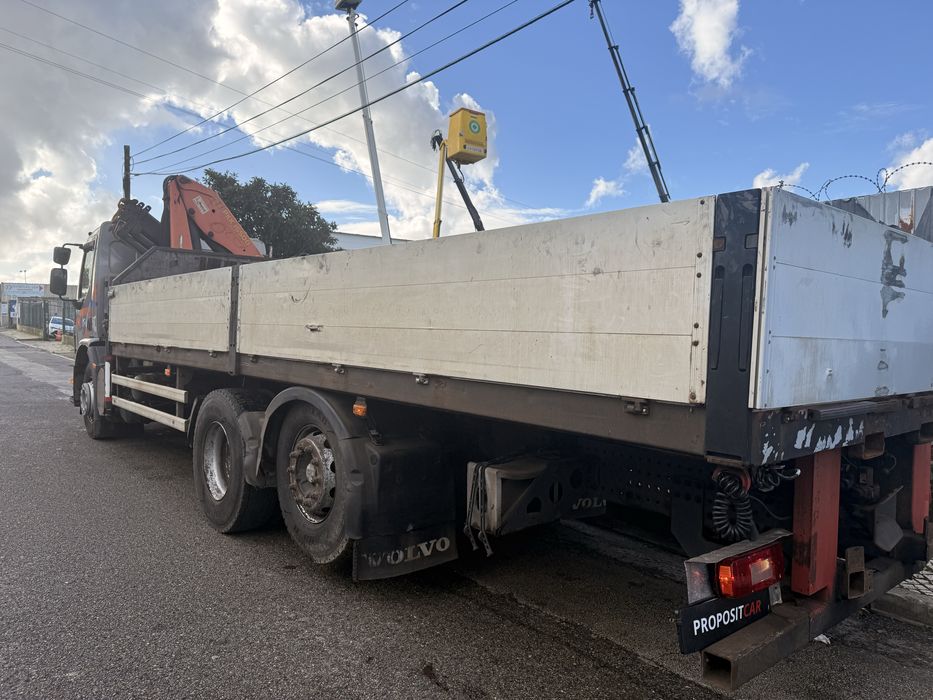 VOLVO FE GRUA PK15500 E ESTRADO 7,50 APENAS 197.000km ##OPORTUNIDADE##