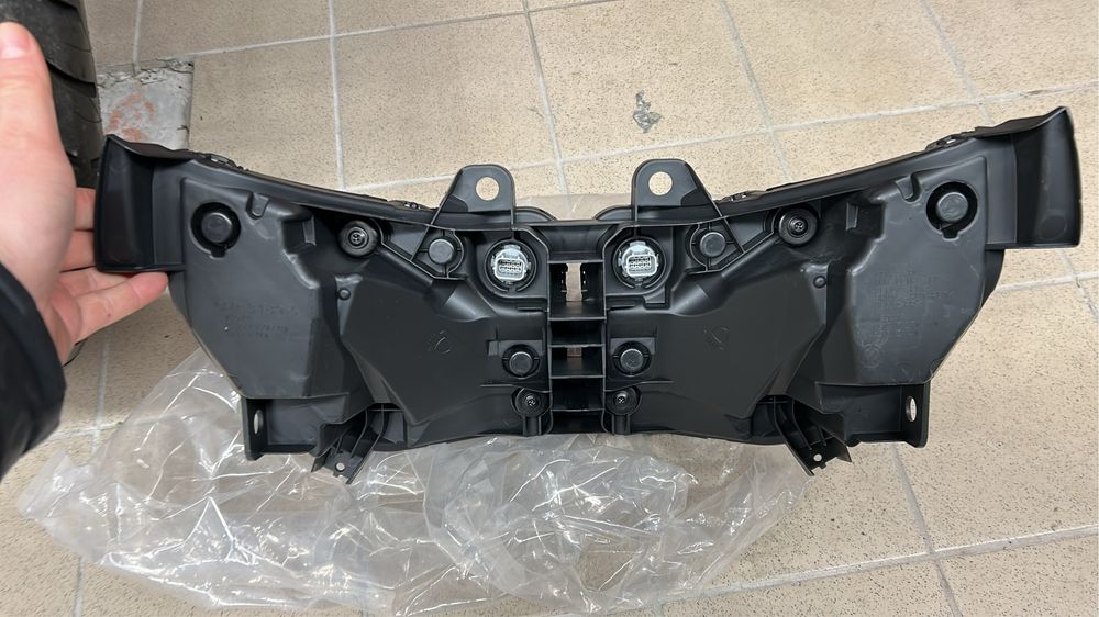 NOWA lampa reflektor Honda x-adv 750 z 17-2020 adv