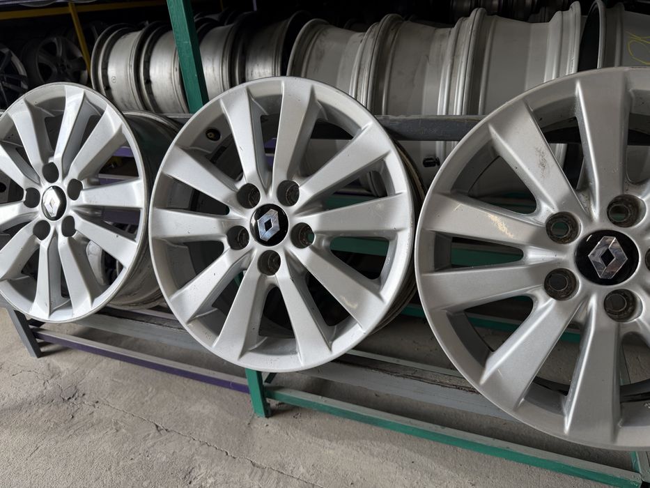 Диски Toyota 5/114,3 R16 6,5J ET45 Рено .