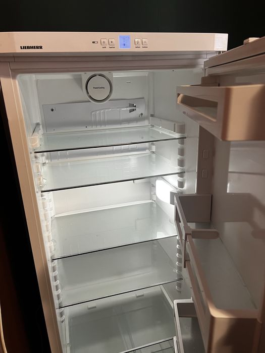 Холодильник Liebherr