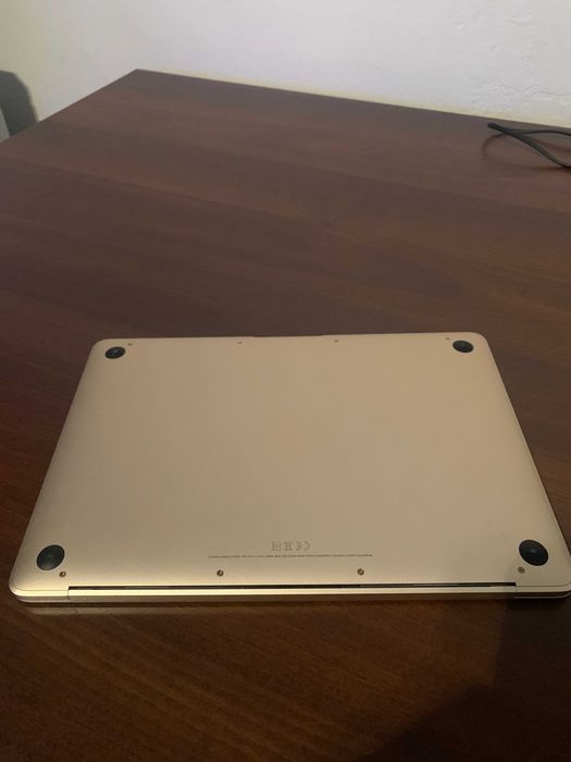 MacBook (Retina, 12-inch, 2017)