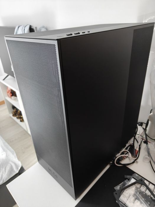 Caixa PC NZXT H7 Flow (2024) c/6 ventoinhas Artic