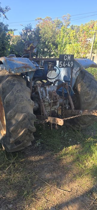 Trator Ebro 165-E