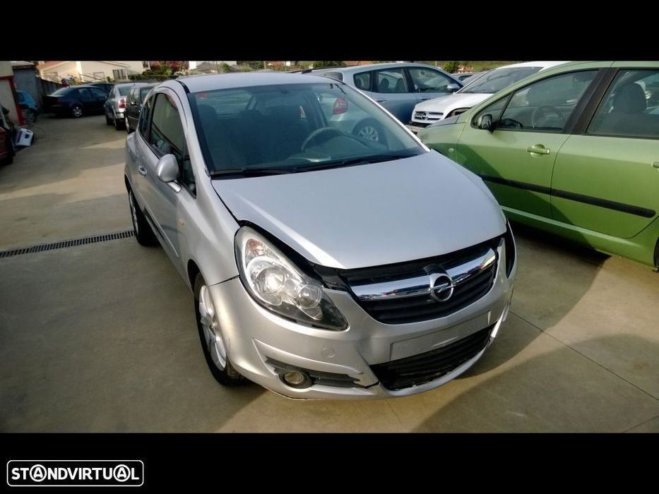 Traseira/Frente/Interior Opel Corsa D 2010